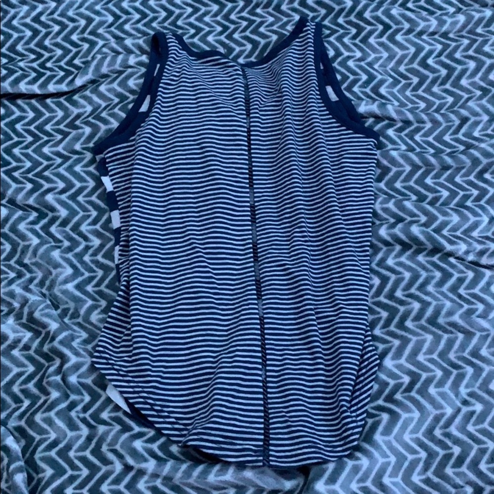 Tank top - Picture 3 of 3